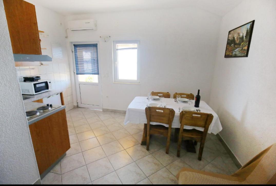 Apartmani Mirjana Tribanj-Kruscica Exterior photo