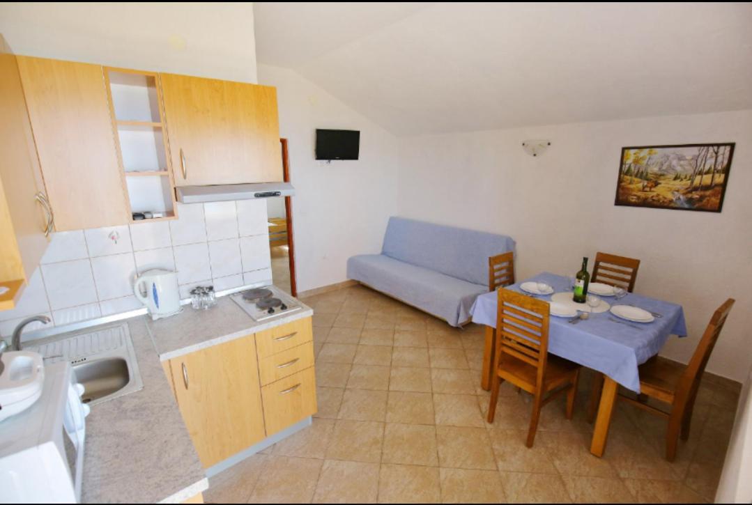 Apartmani Mirjana Tribanj-Kruscica Exterior photo