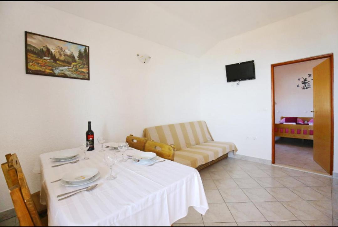 Apartmani Mirjana Tribanj-Kruscica Exterior photo