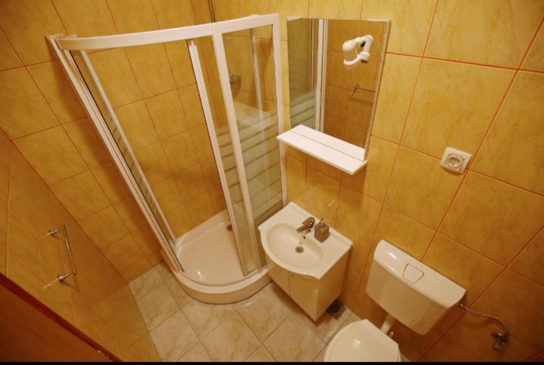 Apartmani Mirjana Tribanj-Kruscica Exterior photo
